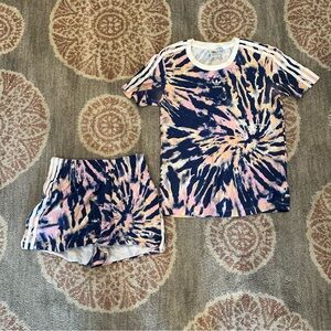 Adidas Tshirt & Sweat Shorts matching set! XS
